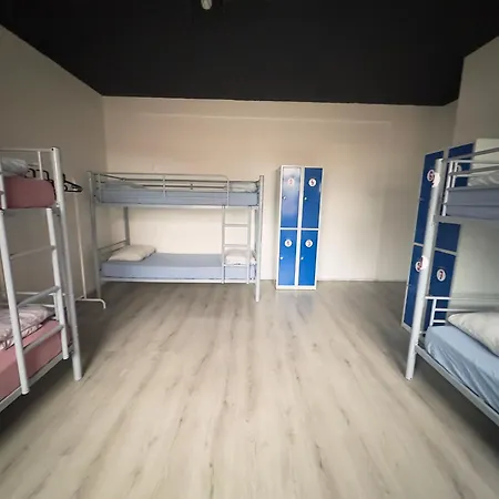 Elephants Private Хостел *