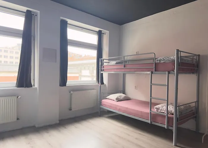 Elephants Private Vandrarhem