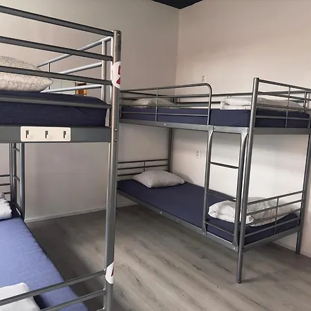 Hostel Elephants Private